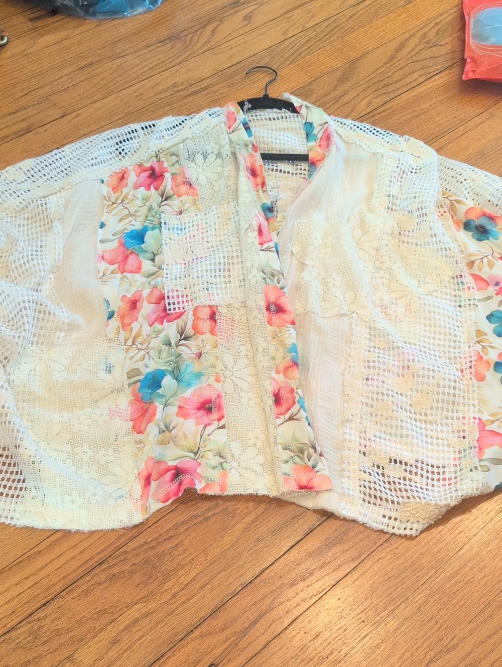 POL Floral Lace Open-Front Tunic in White with Pink & Blue Flowers